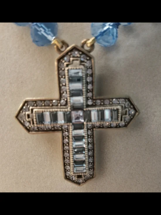 Vintage Heidi Daus Blue Faceted Swarovski Crystal Necklace with Cross Pendant - Picture 3 of 7